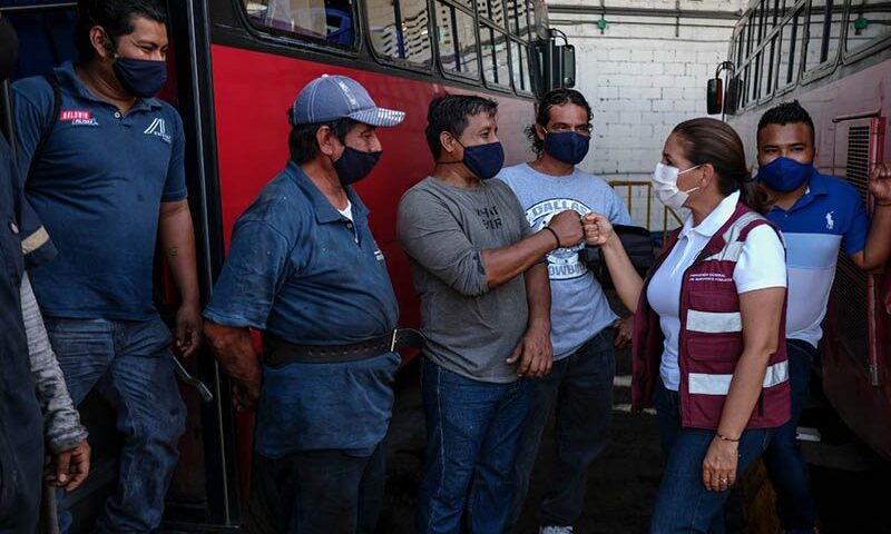 2fecff14-f3db-4e8a-9ade-b28e41b23160